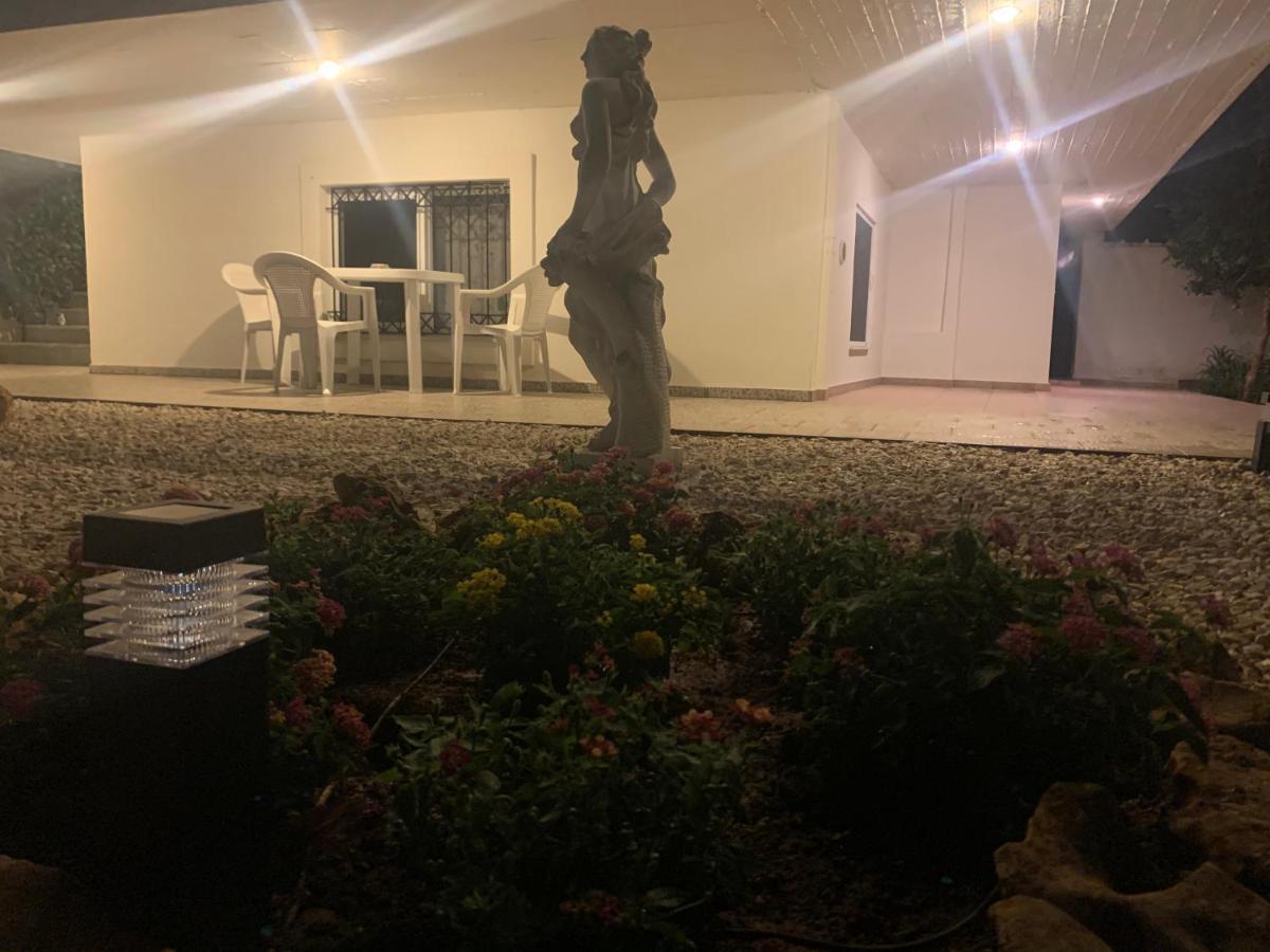 Best Location In Vrachati Luaran gambar